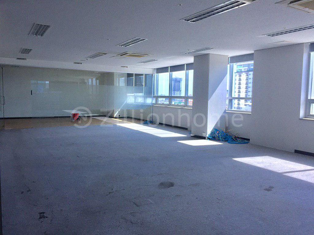 GREAT OFFICE SPACE ON MONIVONG BLVD.