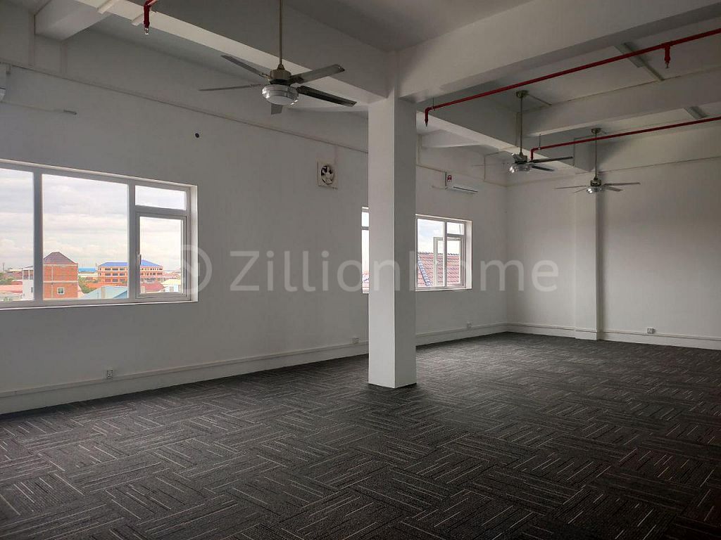 OFFICE SPACE IN CHAK ANGRE KROM