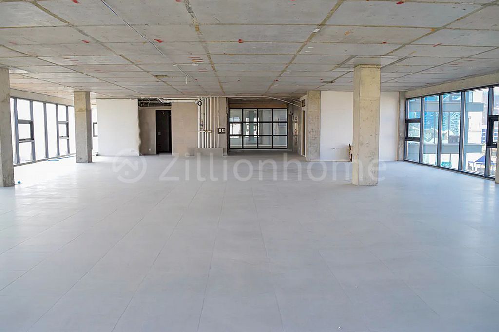 OFFICE SPACE IN TONLE BASSAC, READY TO LEASE