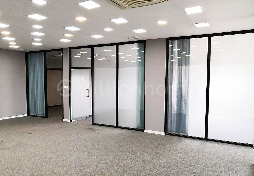 ATTRACTIVE OFFICE SPACE IN BKK1