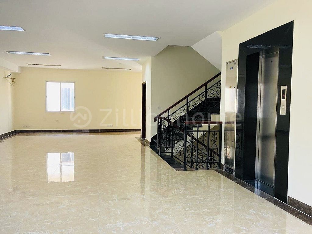 GREAT OFFICE SPACE FOR LEASE IN TONLE BASSAC