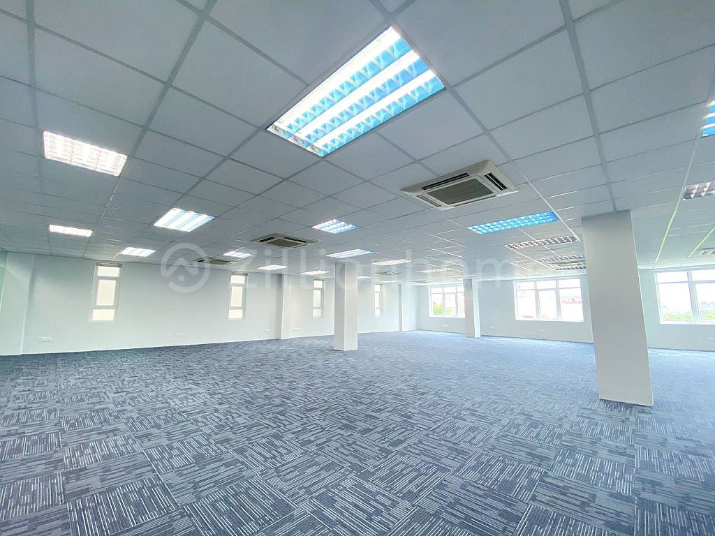 AFFORDABLE OFFICE SPACE IN 7 MAKARA