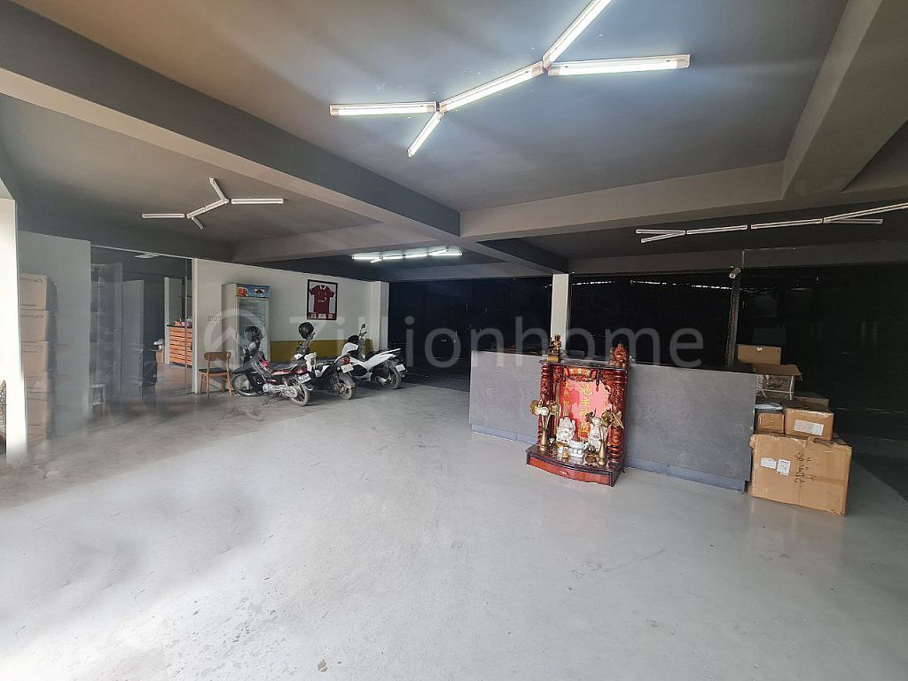COMMERCIAL BUSINESS SPACE IN TOUL KORK