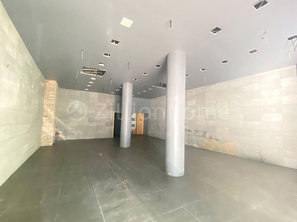 COMMERCIAL BUILDING FOR LEASE IN DAUN PENH