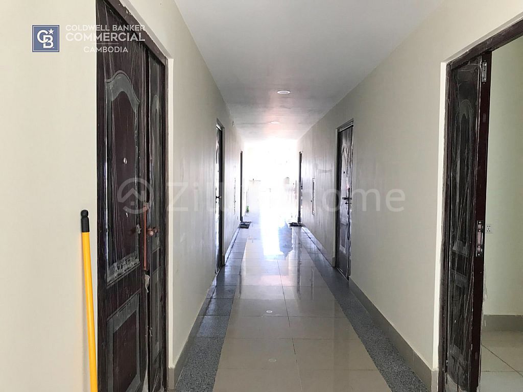 COMMERCIAL BUILDING FOR SALE IN TOUL KORK