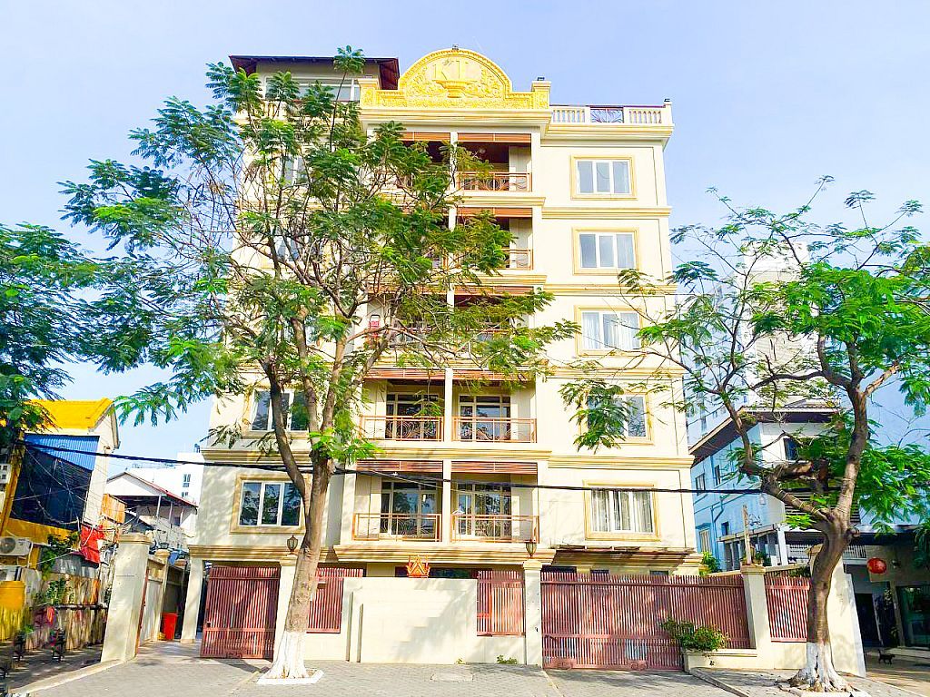 APARTMENT BUILDING FOR LEASE IN DAUN PENH