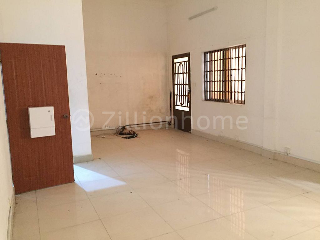 COMMERCIAL PROPERTY FOR LEASE IN TOUL KORK