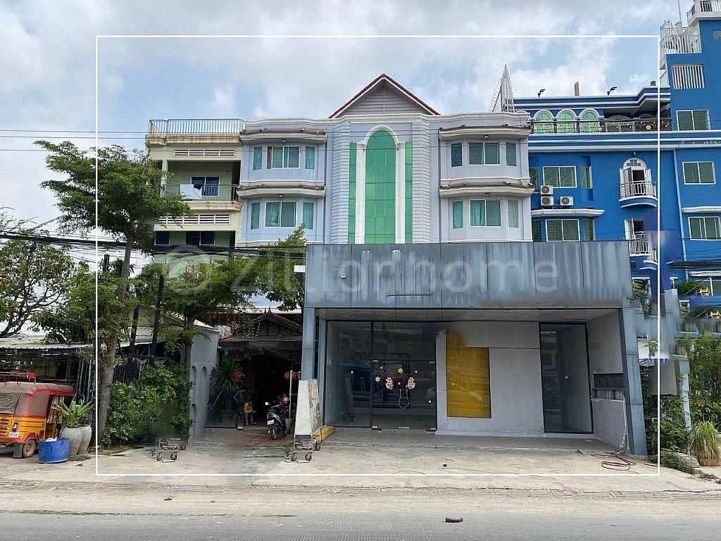COMMERCIAL PROPERTY FOR LEASE IN POR SEN CHEY