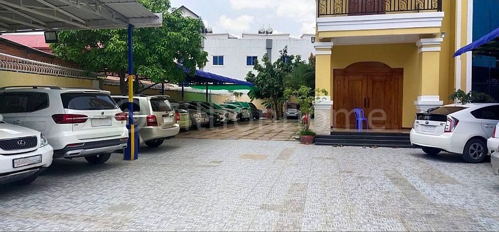 COMMERCIAL PROPERTY FOR LEASE IN TOUL SANGKAE