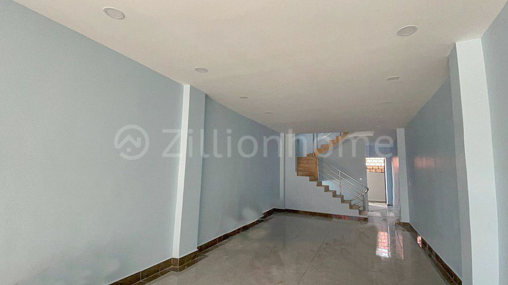 COMMERCIAL PROPERTY FOR LEASE IN CHBAR AMPOV AREA