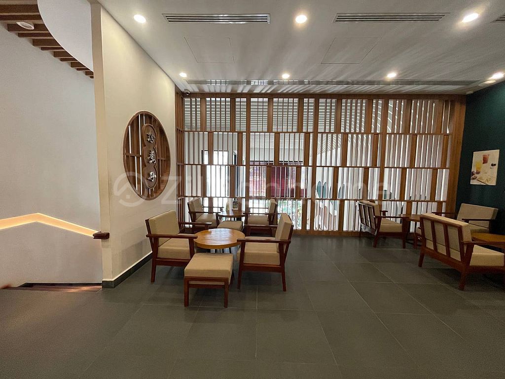 COMMERCIAL PROPERTY FOR LEASE IN KHAN BKK