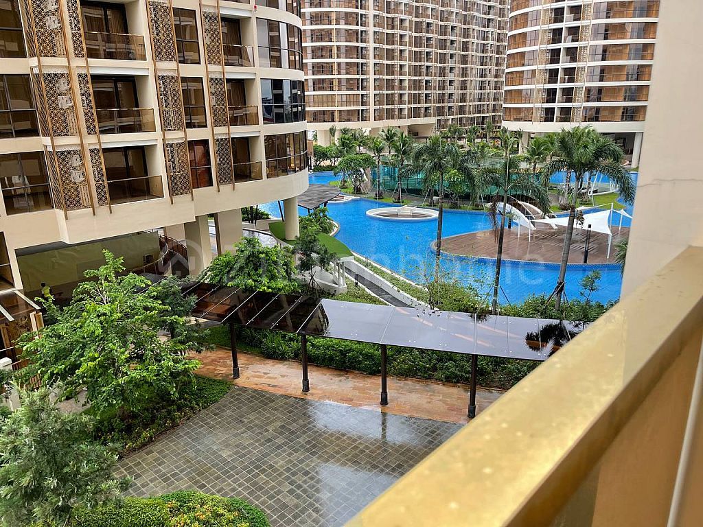 --- 7th floor, One Bedroom at Orkide Condo St.2004 Sale Under Market Price
