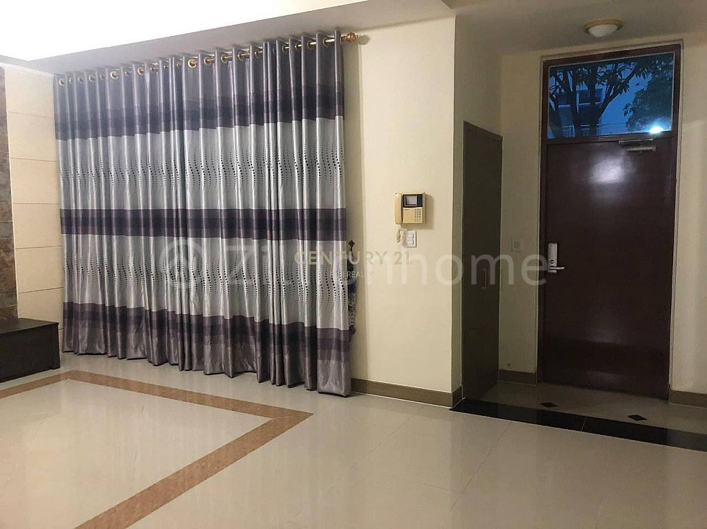 🏠 Town House for rent at Camko City Area.