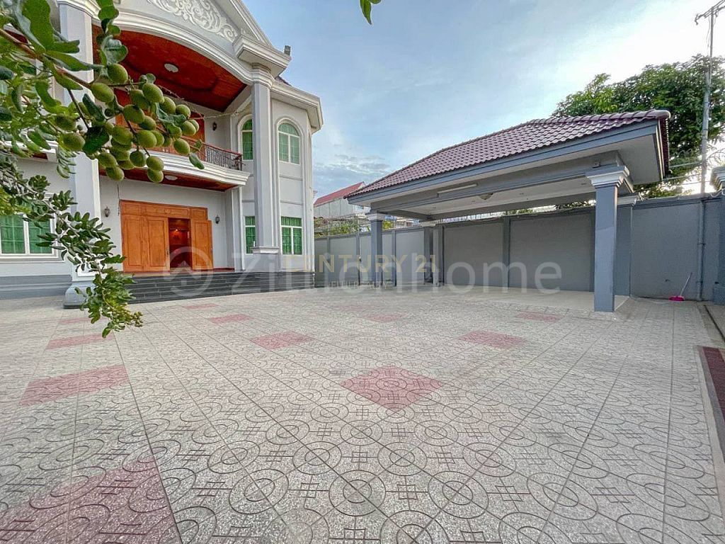 🏠 Villa for rent at Kouk Khleang 