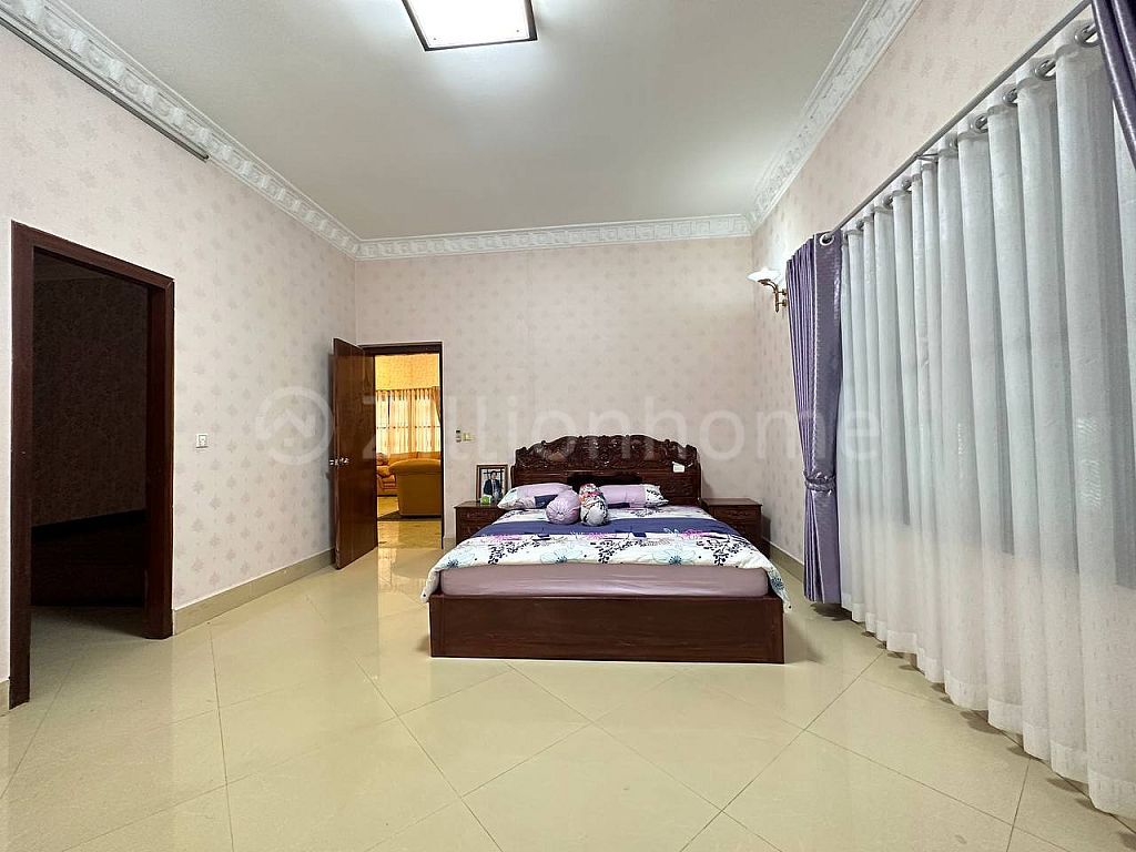 6 Bedroom Villa for Rent Area Toul Kork