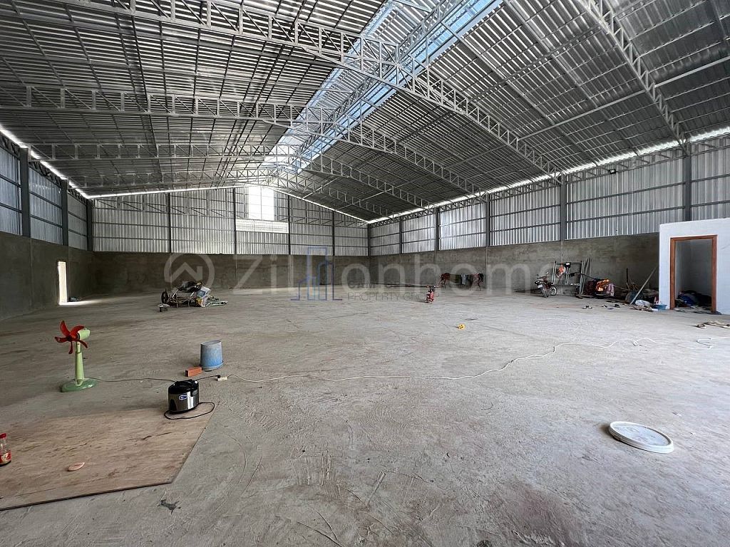 New Warehouse For Rent In Beong Tompun area close to St.371