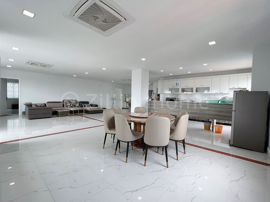 4 Bedrooms Penthouse Apartment With Pool For Rent In Phsar Daem Thkov Area