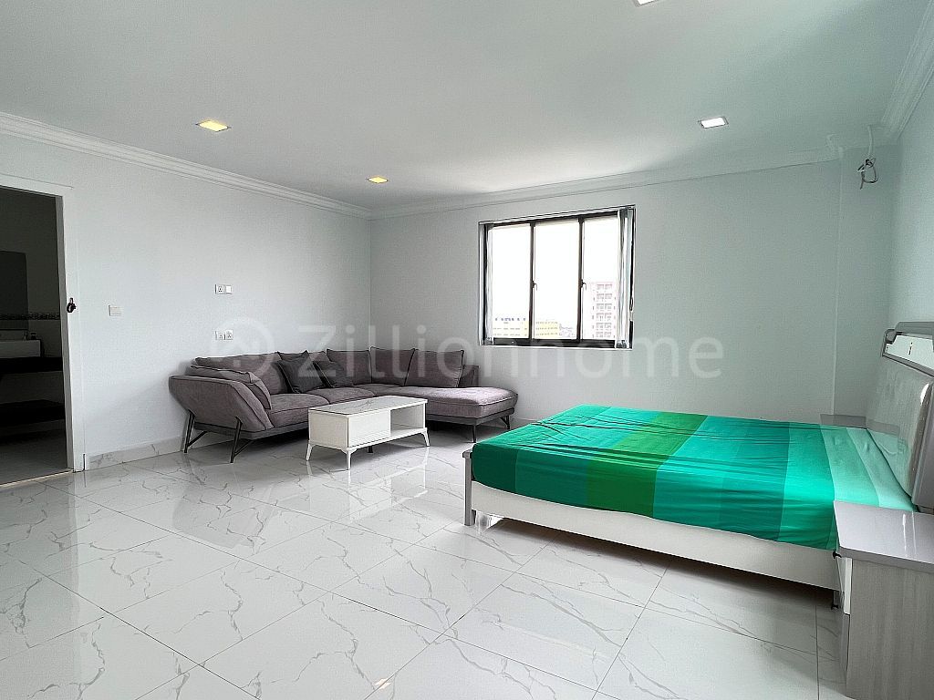 4 Bedrooms Penthouse Apartment With Pool For Rent In Phsar Daem Thkov Area