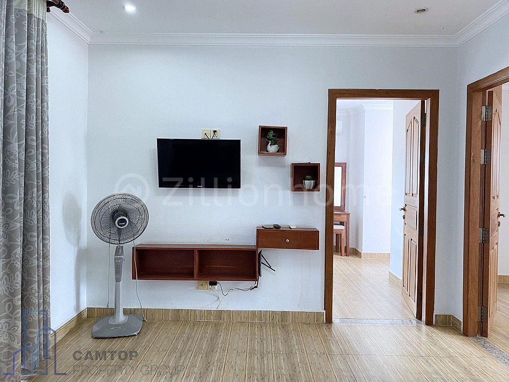 3 Bedrooms Western Apartment For Rent In BKK3 Area Is Available Now!!
