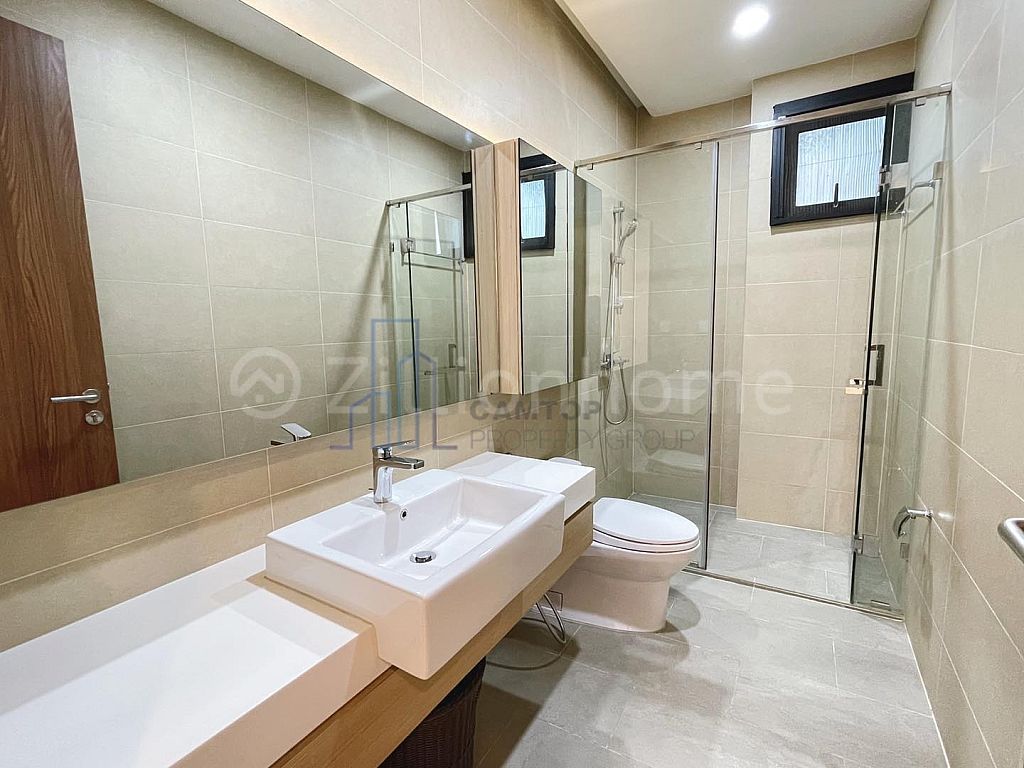 2BR | Serviced Apartment With Gym And Swimming Pool For Rent In Tonle Basac Area
