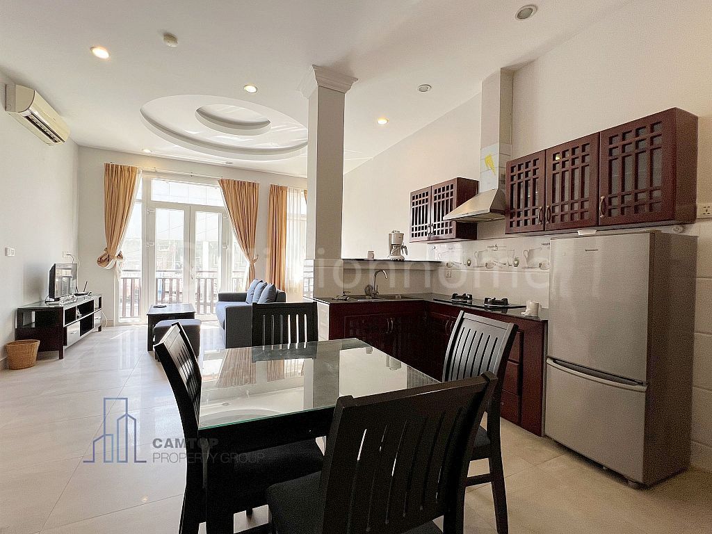 2 Bedrooms Western Apartment For In Russian Market Area
