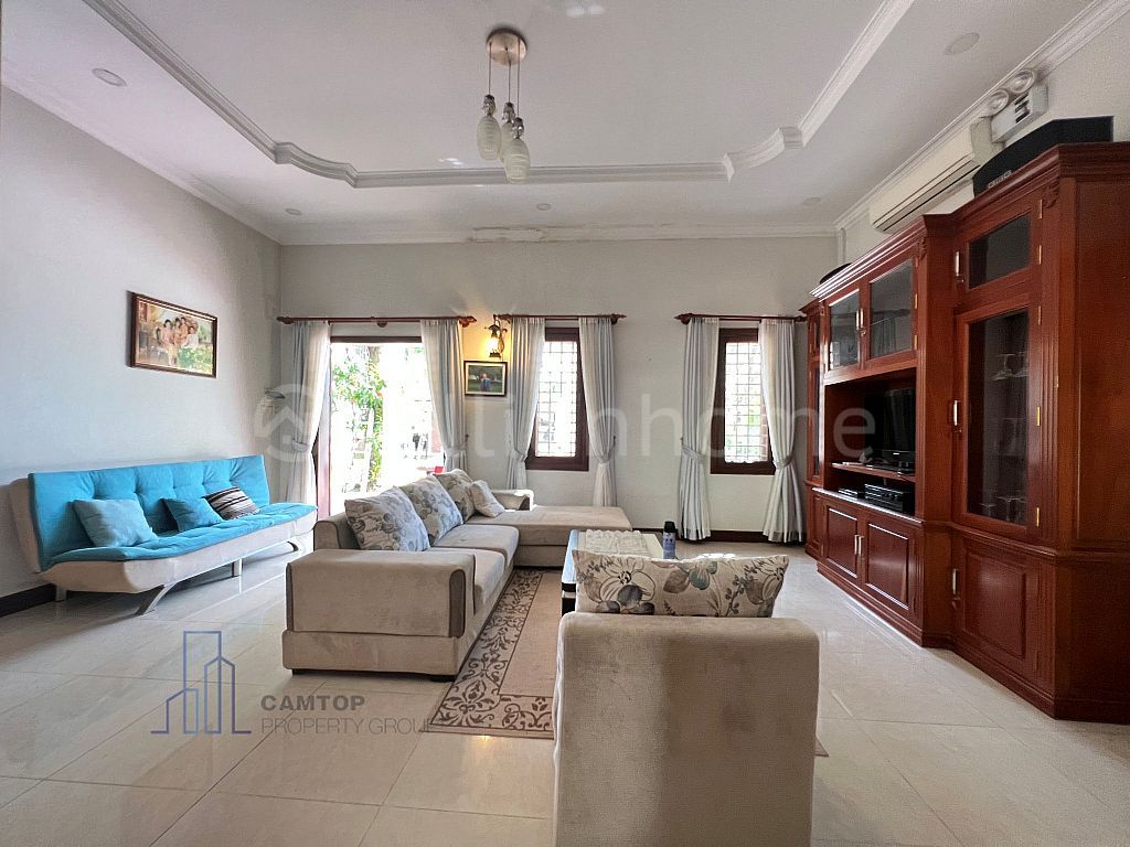 Private Villa 3 Bedrooms For Rent In Sangkat Prek Eng, Khan Chbar Ampov