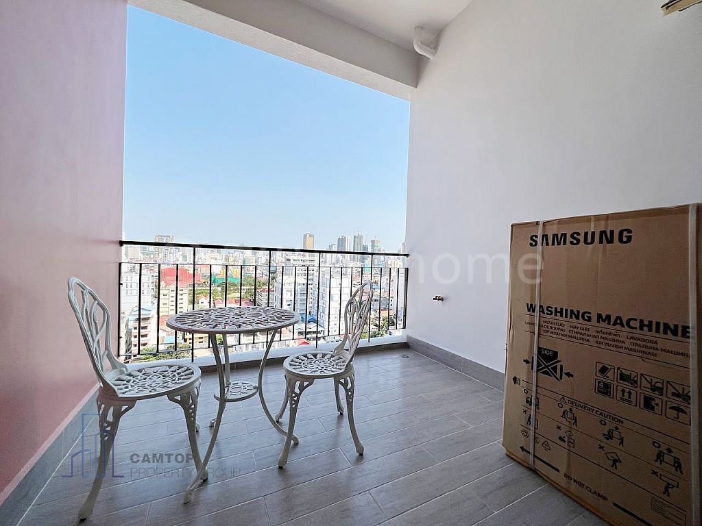 Brand New 2 Bedrooms Apartment With Gym and Pool For Rent Near Russian Market | Tuol tompoung area