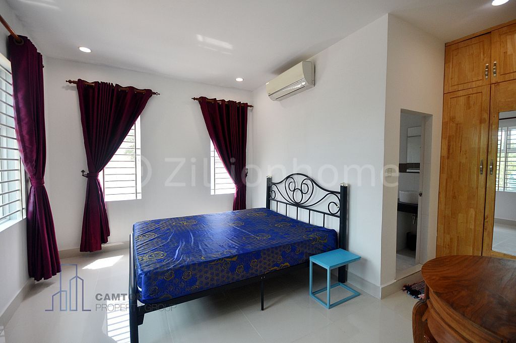 Huge Balcony 3 Bedrooms Apartment For Rent Near Aeon Mall1