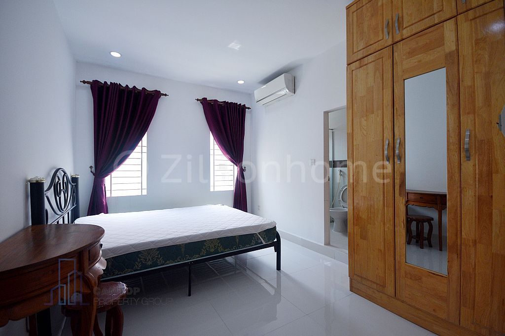 Huge Balcony 3 Bedrooms Apartment For Rent Near Aeon Mall1