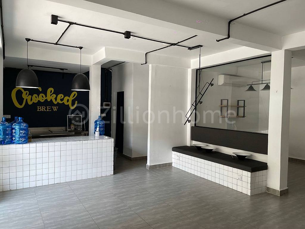 OFFICE/RETAIL SPACE NEAR BKK1 AREA IS AVAILABLE FOR RENT NOW!