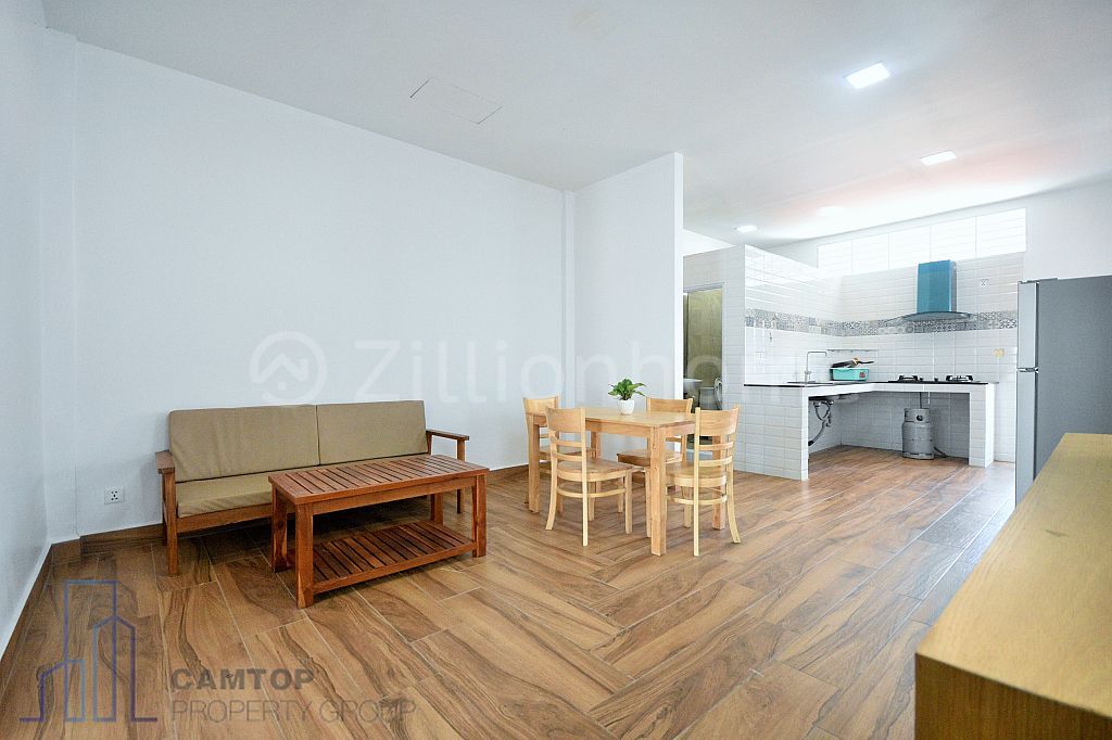 Huge Private Balcony Apartment For Rent In BKK Area Is Available Now!