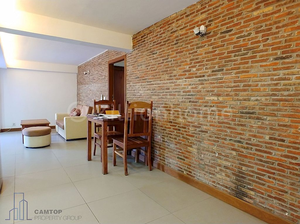 Beautiful 1-Bedroom Apartment For Rent In BKK3 Area
