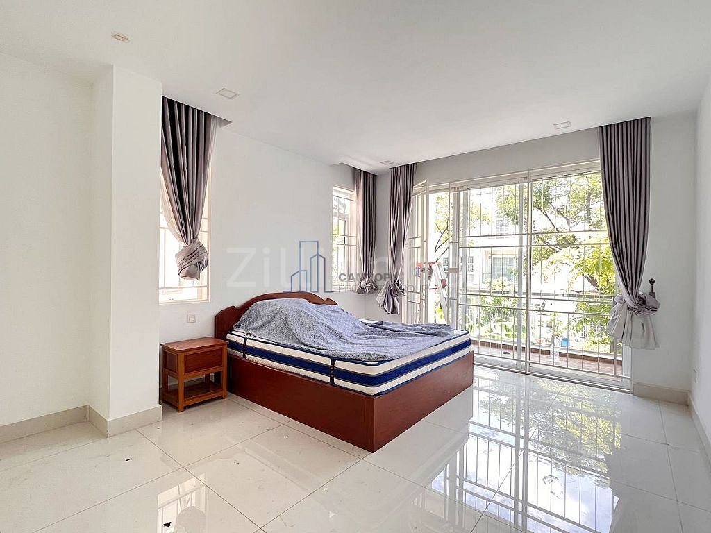 7BR - Modern Villa For Rent Near AEON Mall Sen Sok Is Available Now!!