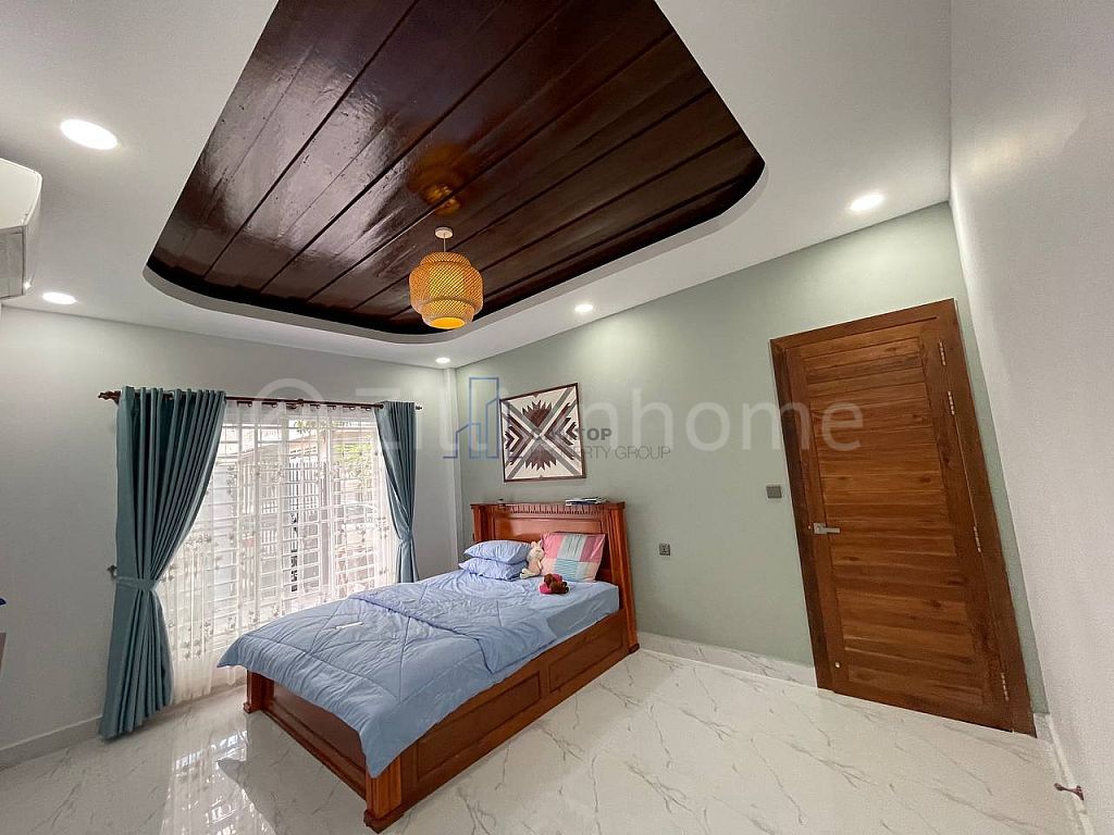 3BR New Townhouse For Rent In Beong Tompun Area