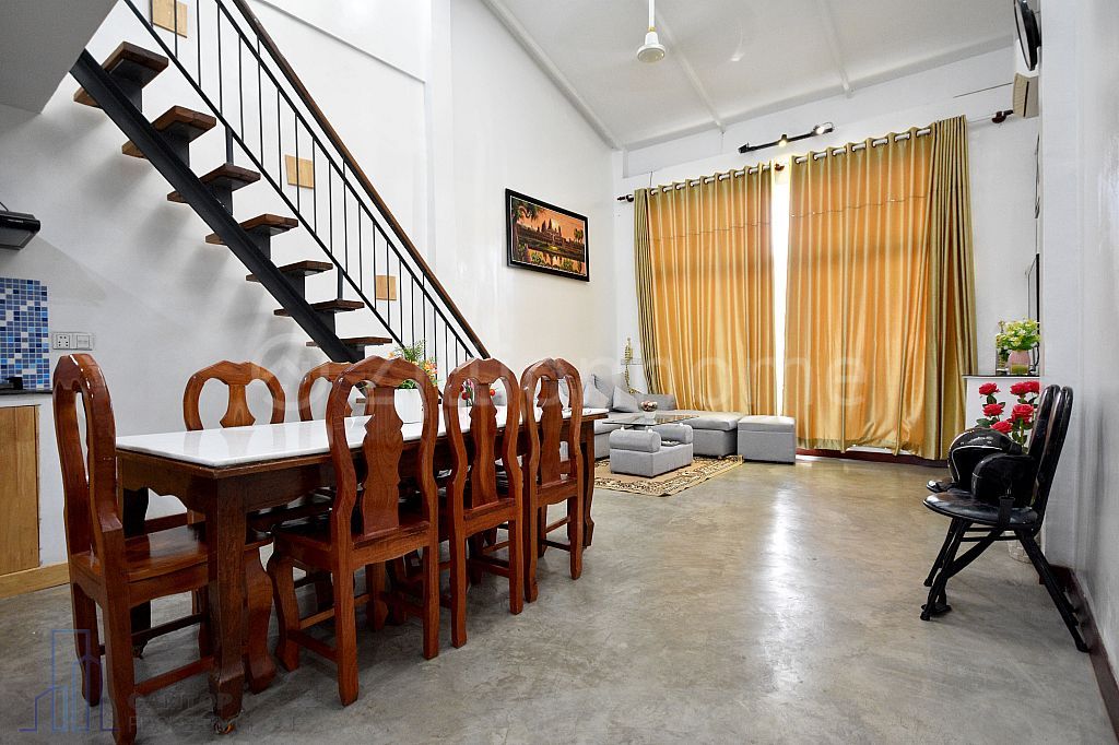 Duplex 2 Bedrooms Apartment For Rent Close to Central Market
