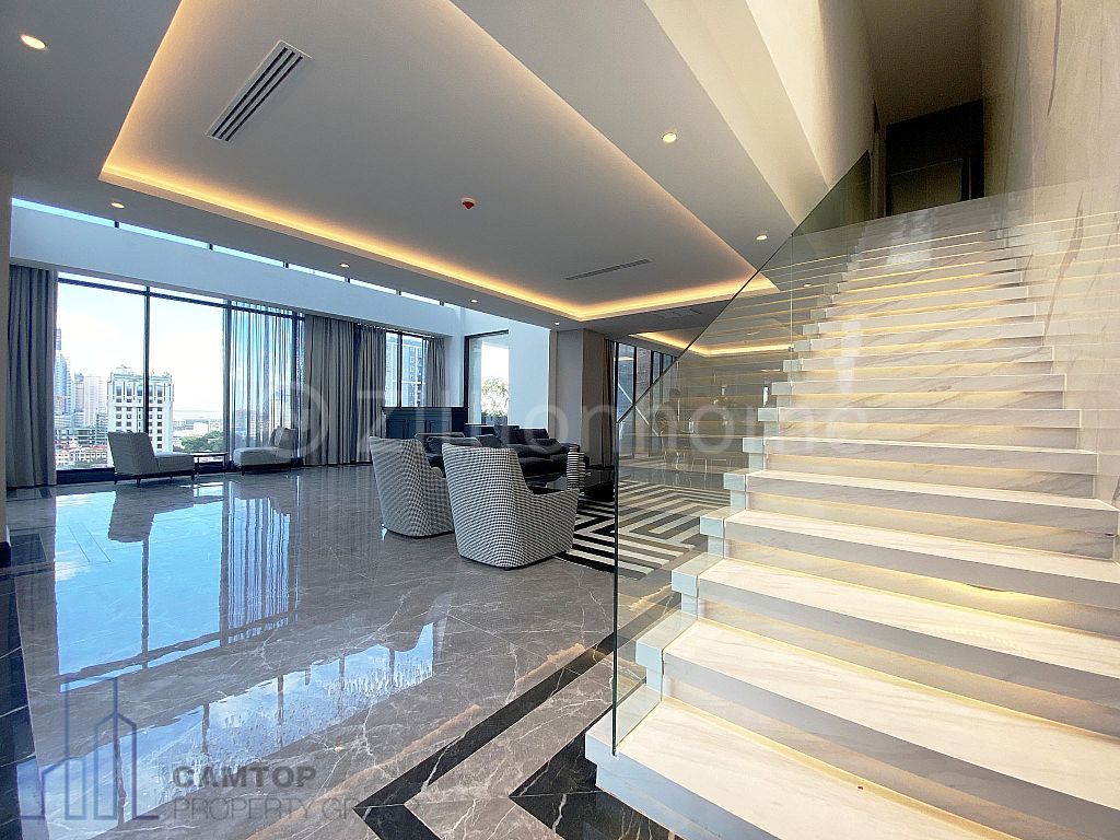 GRADE A - PENTHOUSE SERVICED APARTMENT IN BKK1 AREA IS AVAILABLE NOW!!