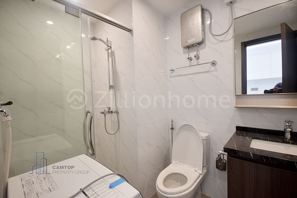Brand New Studio Room Condo With Gym And Pool In BKK Area