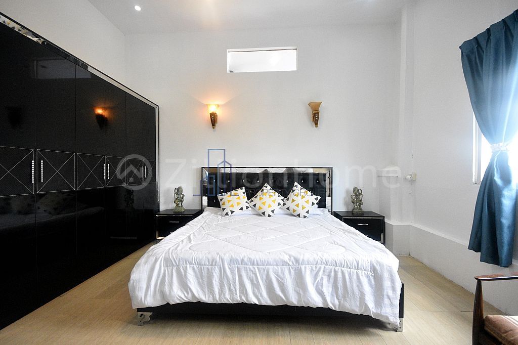 1BR - Beautiful Apartment For Rent In Daun Penh Area Close to Royal Palace