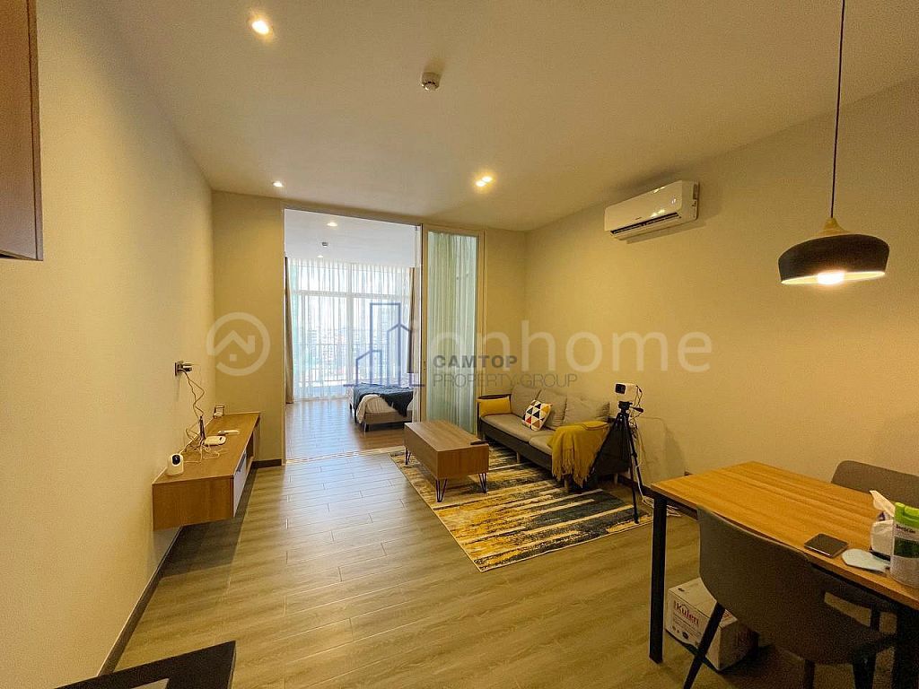 1 Bedroom in Golden One Condo Is Available Now!