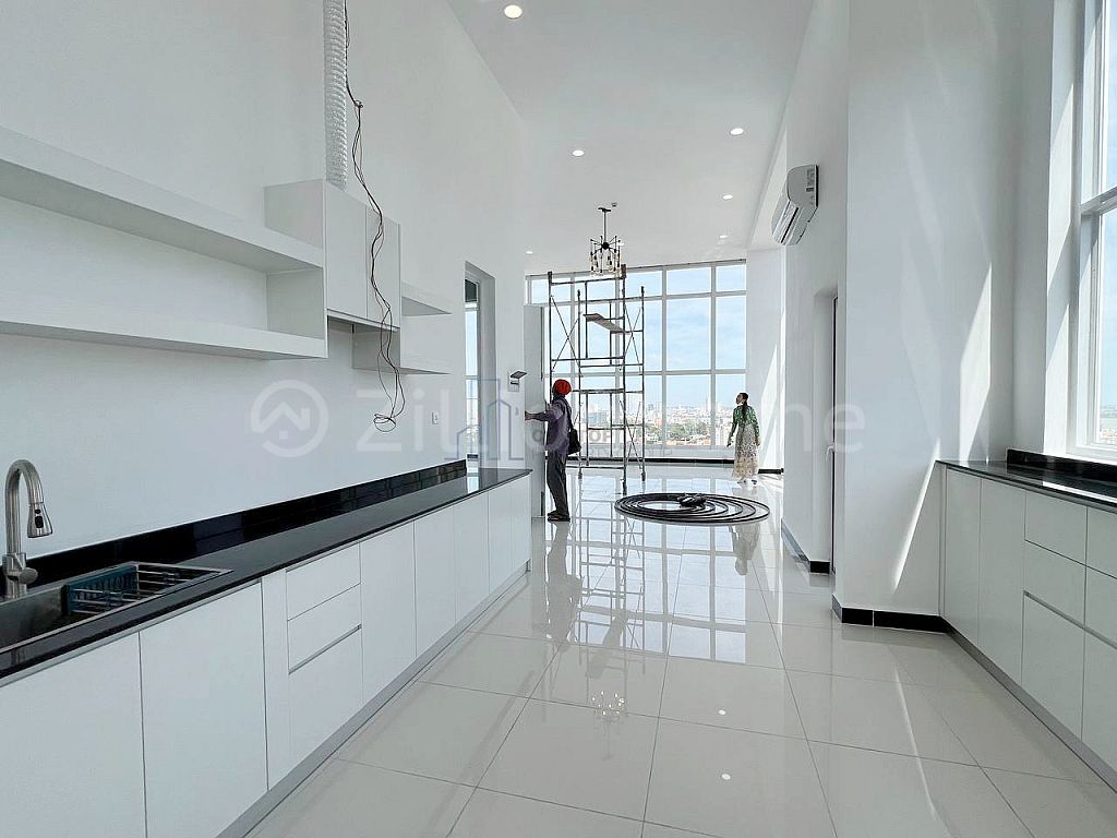 New Penthouse 4 Bedrooms Duplex Apartment With Gym And Swimming Pool For Rent In Tonle Basac Area