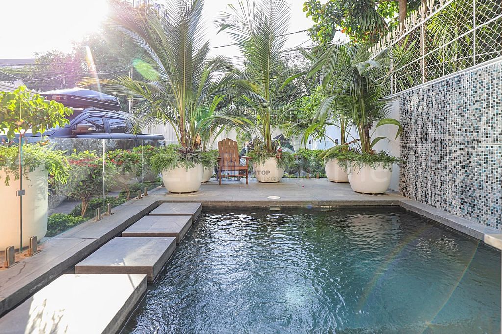 4BR - Comfortable Modern Villa For Rent in Tonle Bassac - Phnom Penh