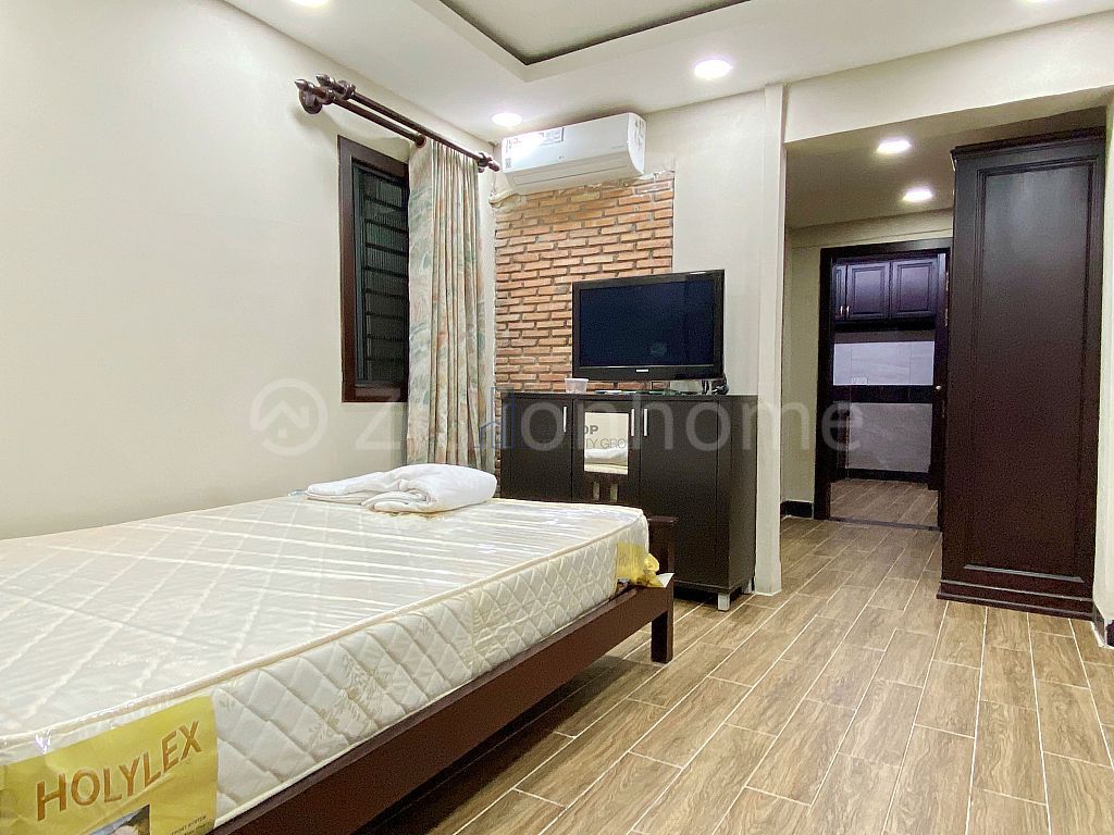 SHOPHOUSE FOR RENT IN TOUL TOM POUNG AREA