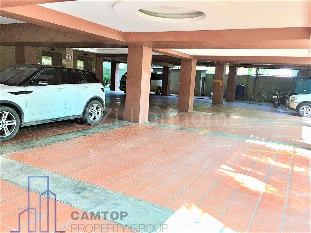 3 bedrooms nice apartment with Gym Pool for rent in Tuol Kork area, near TK avenue