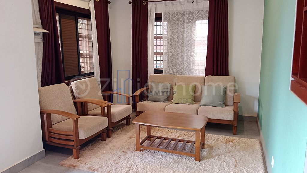 3bed rooms western style villa for rent , Siem Reap City 