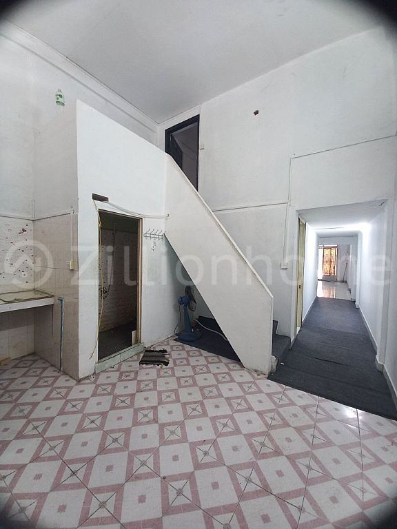 Flat house for rent  at Sangkat Bkk2/ ផ្ទះសម្រាប់ជួលនៅសង្កាត់បឹងកេងកងទ2​ C-9703