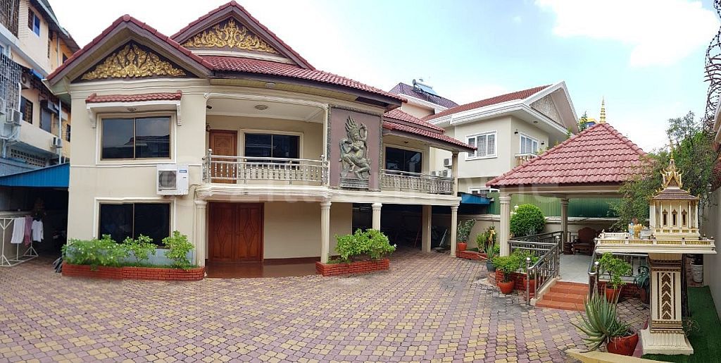 Villa for rent at Sangkat Tuek lak 2/វីឡាជួលនៅសង្កាត់ទឹកល្អក់ទី2