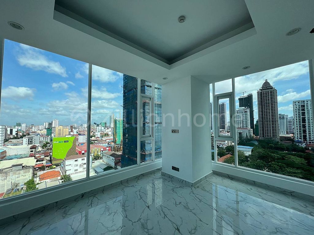 13th Floor 2bedroom at J tower 2 for Sales