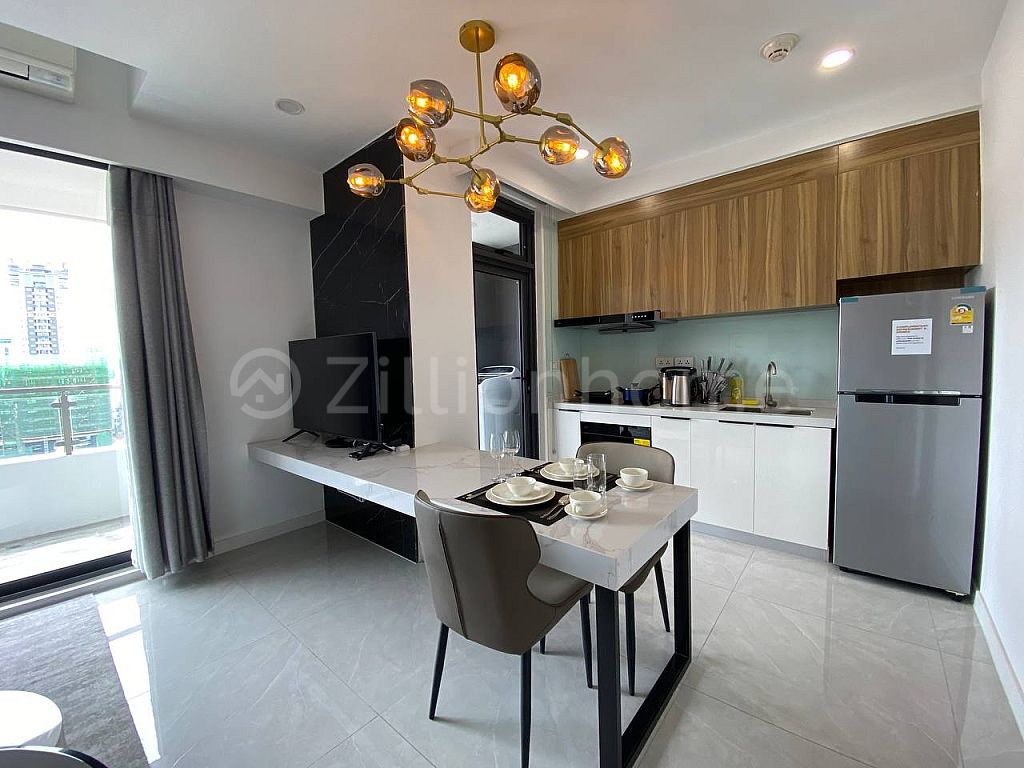 Modern Luxury Condominium 2bedrooms for rent at BKK1