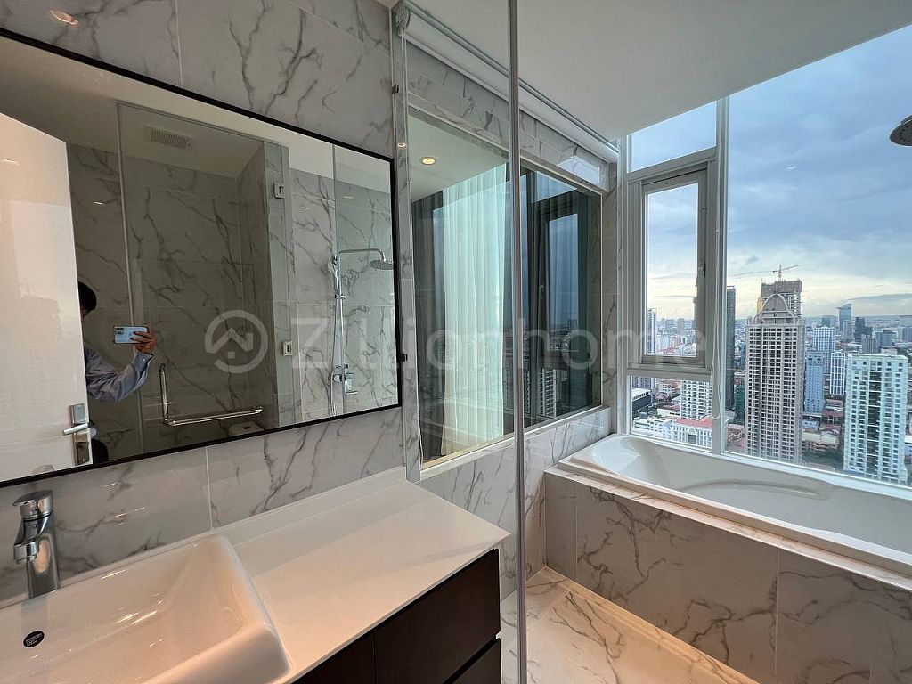 Brand New 2bedroom for Rent at J tower2